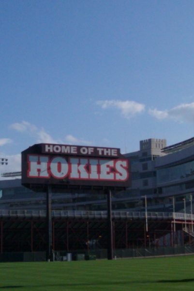 File:Backside of the Jumbotron.jpg